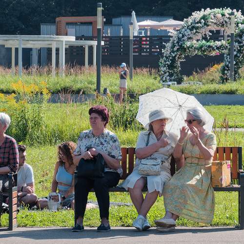 Photo #13749872
