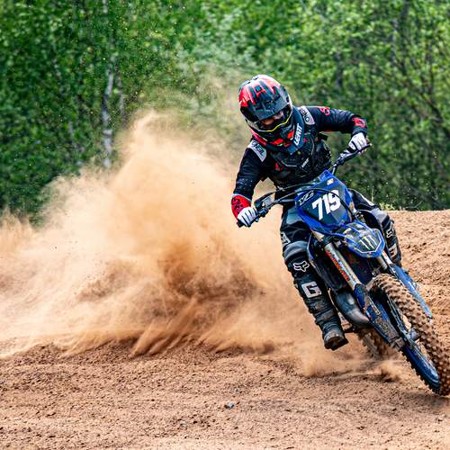 Photo #13750099