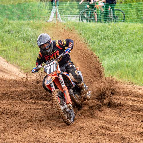 Photo #13750113