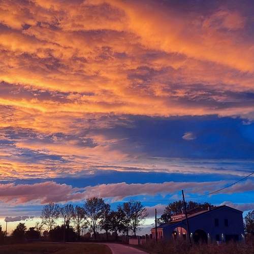 Tramonto in campagna