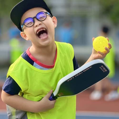 Fun learning pickleball