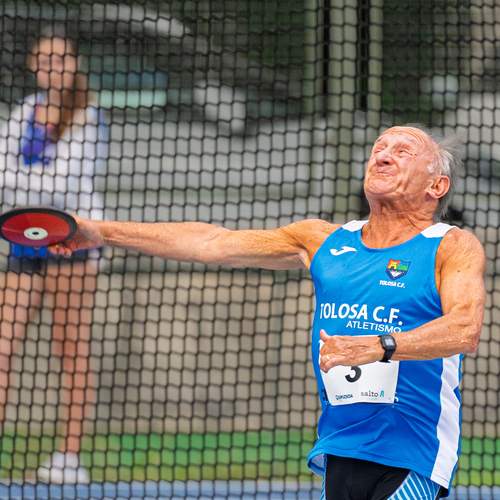 Javier Elola