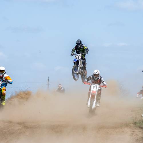 Photo #13758920