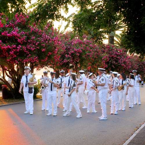 Photo #13759282