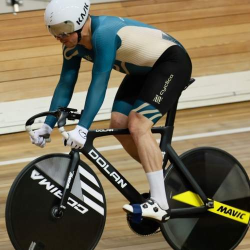 Photo #13761812