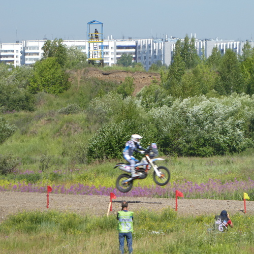 Photo #13773937