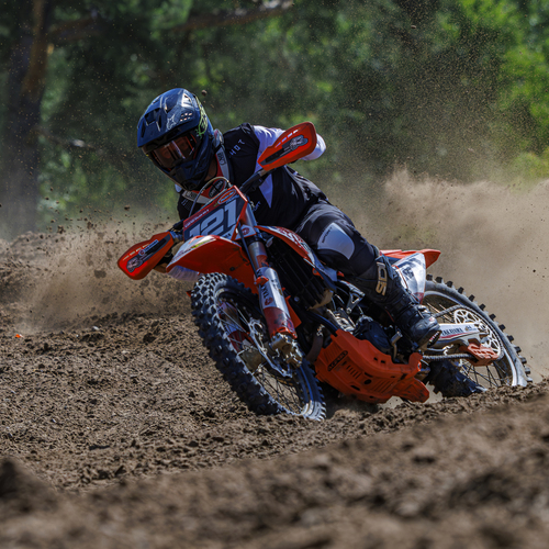 Photo #13785628