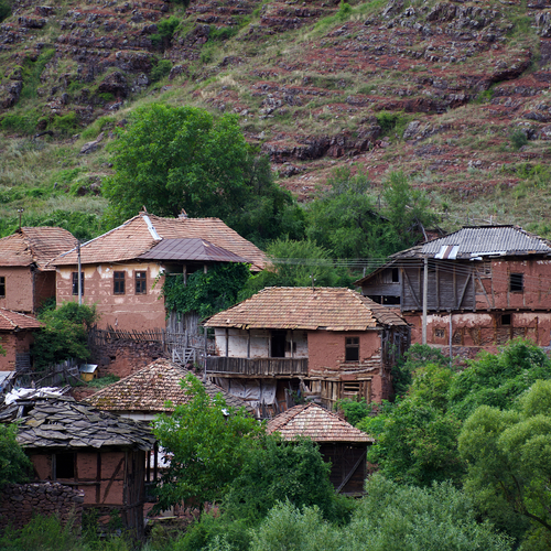 Topli Dol, Serbia
