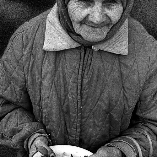 Купите своей жене...