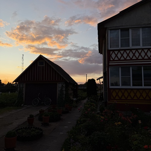 Photo #13817036
