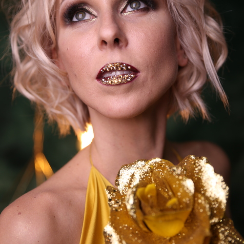 Photo #13825389