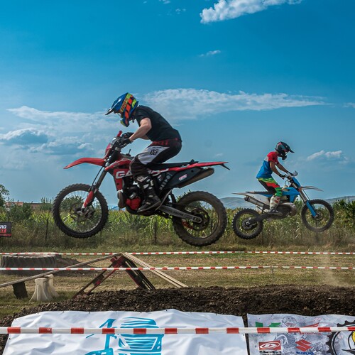 Photo #13839369