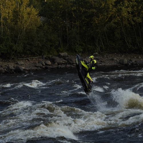 Photo #13844786