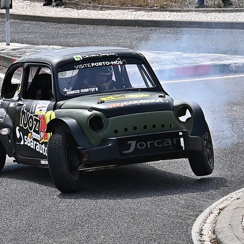 Photo #13865676