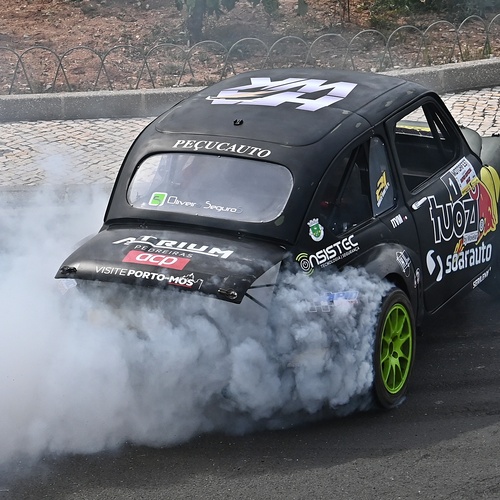 Photo #13865677