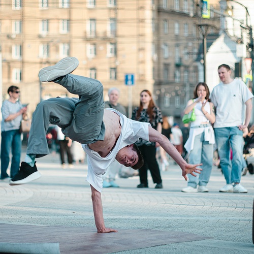 Photo #13872878