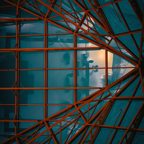 Quiet Structures