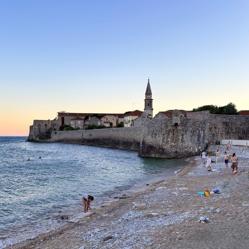 Pizana Beach, Budva