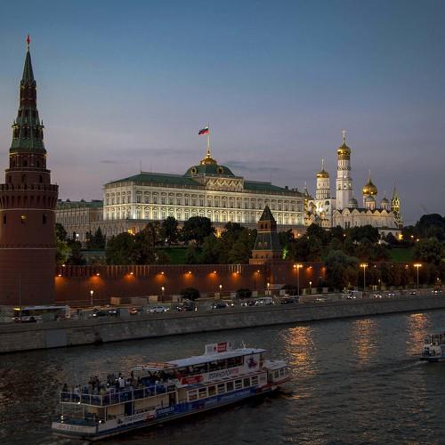 Вечерняя Москва