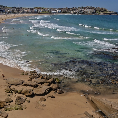 Пляж в районе Bondi Beach (Sydney, Australia)