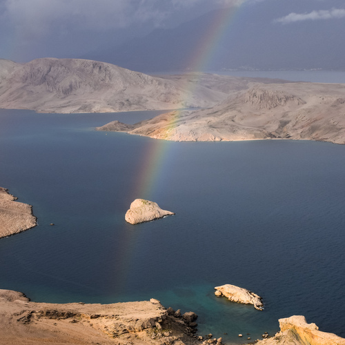 Somewhere over the rainbow