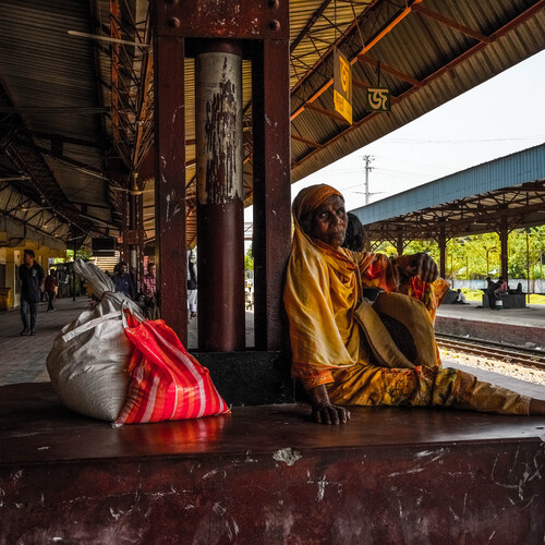 Waiting Between Journeys