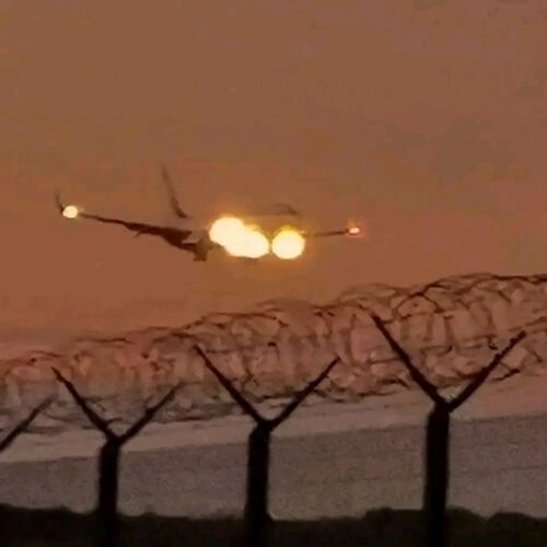 Landing aircraft
