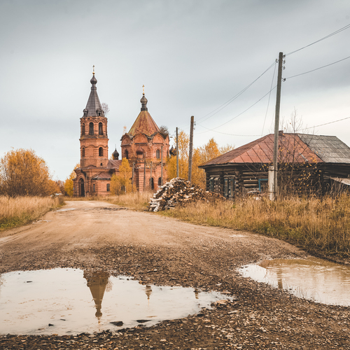 О чём молчат развалины церквей?