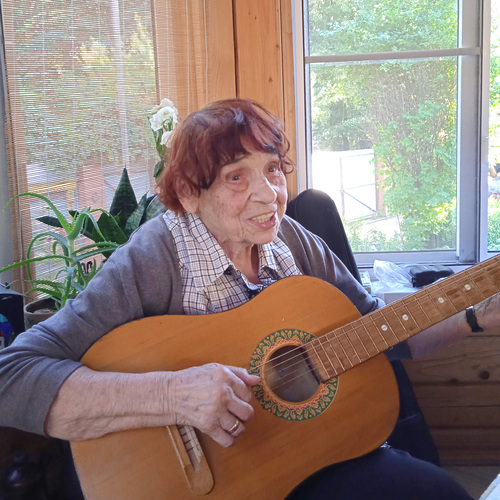 Photo #14031590
