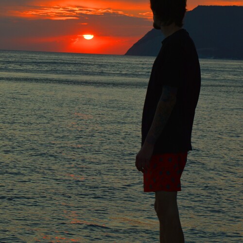 Photo #14041134