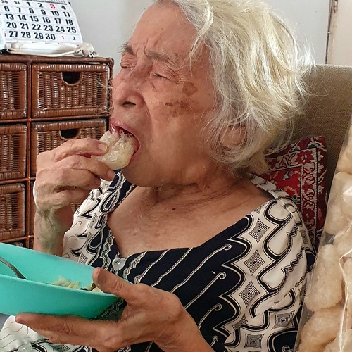 Photo #14041237