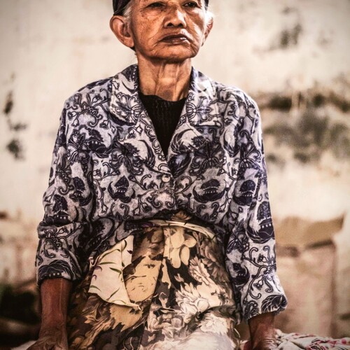 The Tobacco Warehouse Keeper