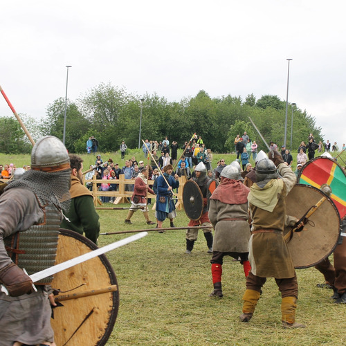 Photo #14059792