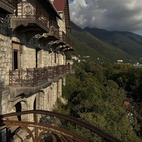 Photo #14065230