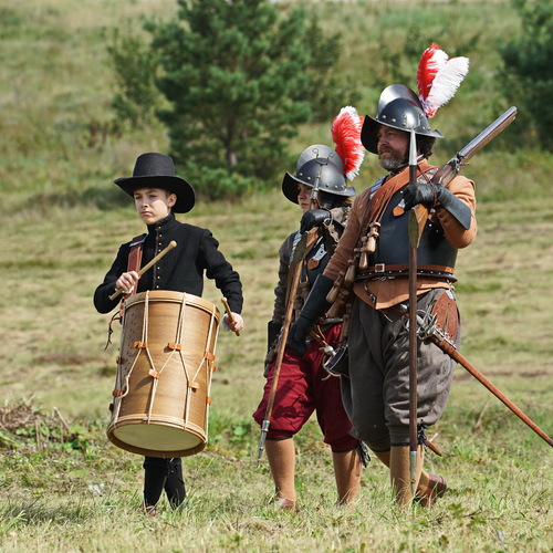 Photo #14067168