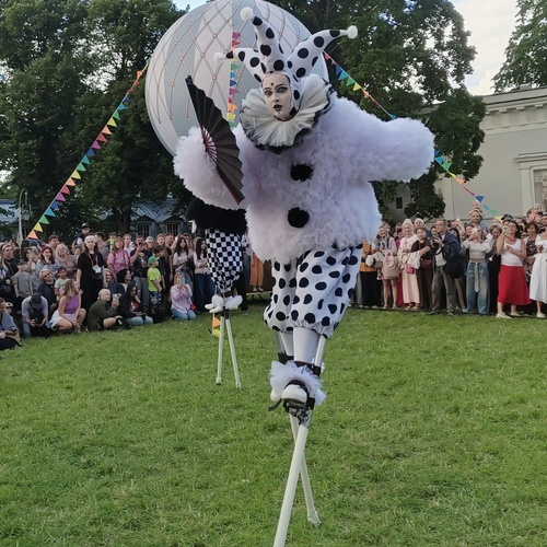 Photo #14068154