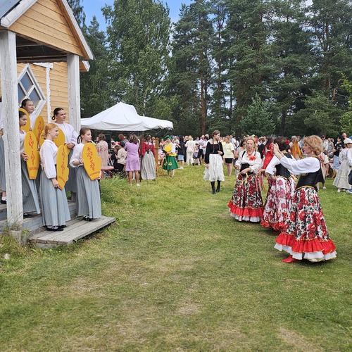 Photo #14069163
