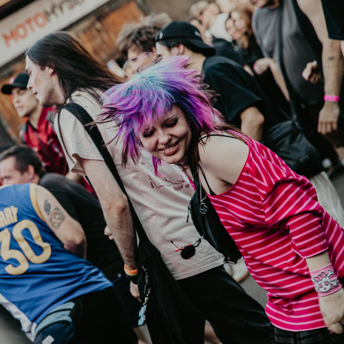 Photo #14073476