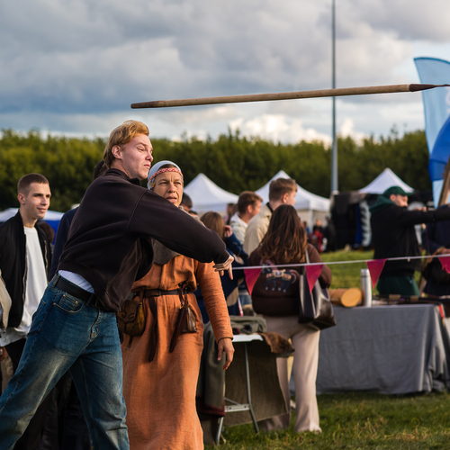 Photo #14082183