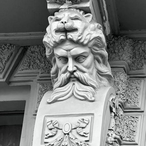 Каменный страж / The Stone Guardian