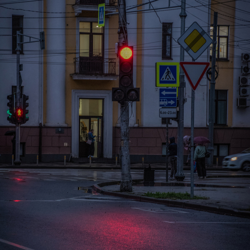 Краски сгущаются
