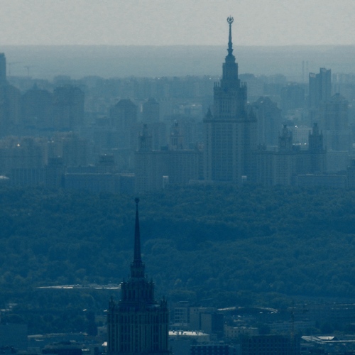 Вид на МГУ с Останкинской телебашни