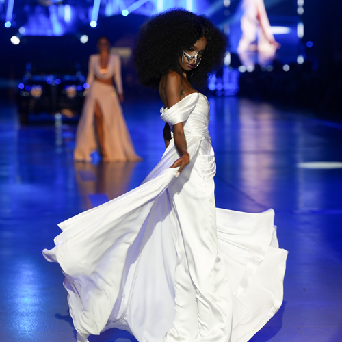 Photo #14178042