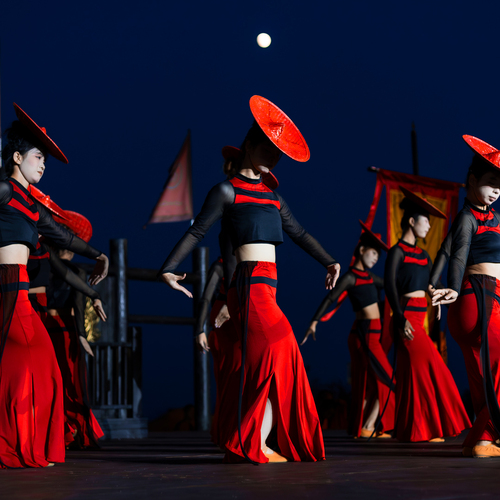 Photo #14225774