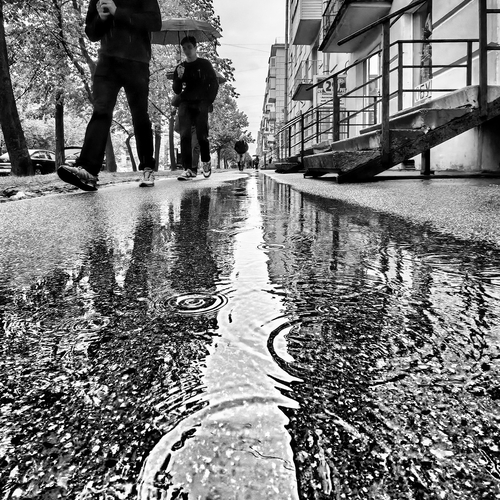 The weather in St. Petersburg is normal / А в СПб нормальная погода!