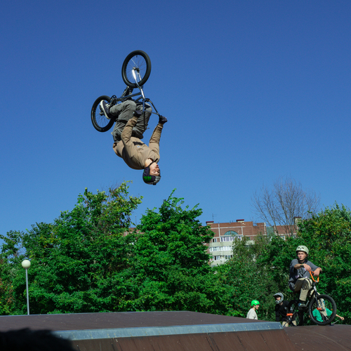 Photo #14236640