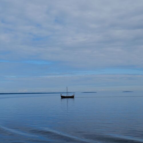 Photo #14244682