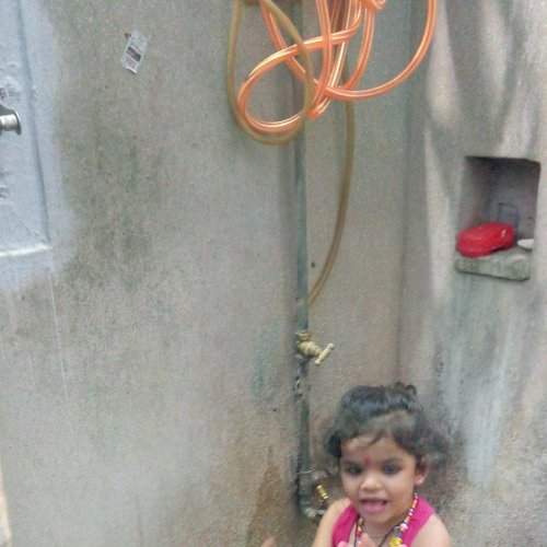 Baby play with water