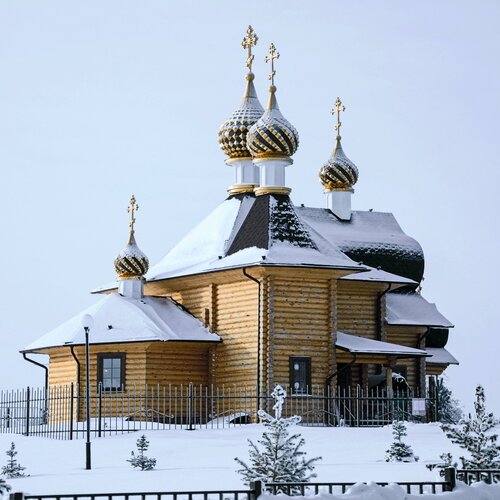 Храм