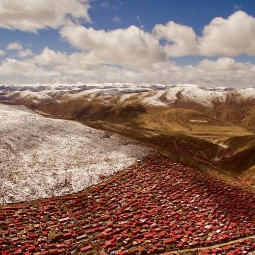 Buddhism university in Tibet